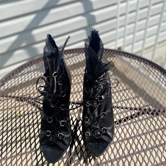 Browns Open Toe Booties - Picture 4 of 10